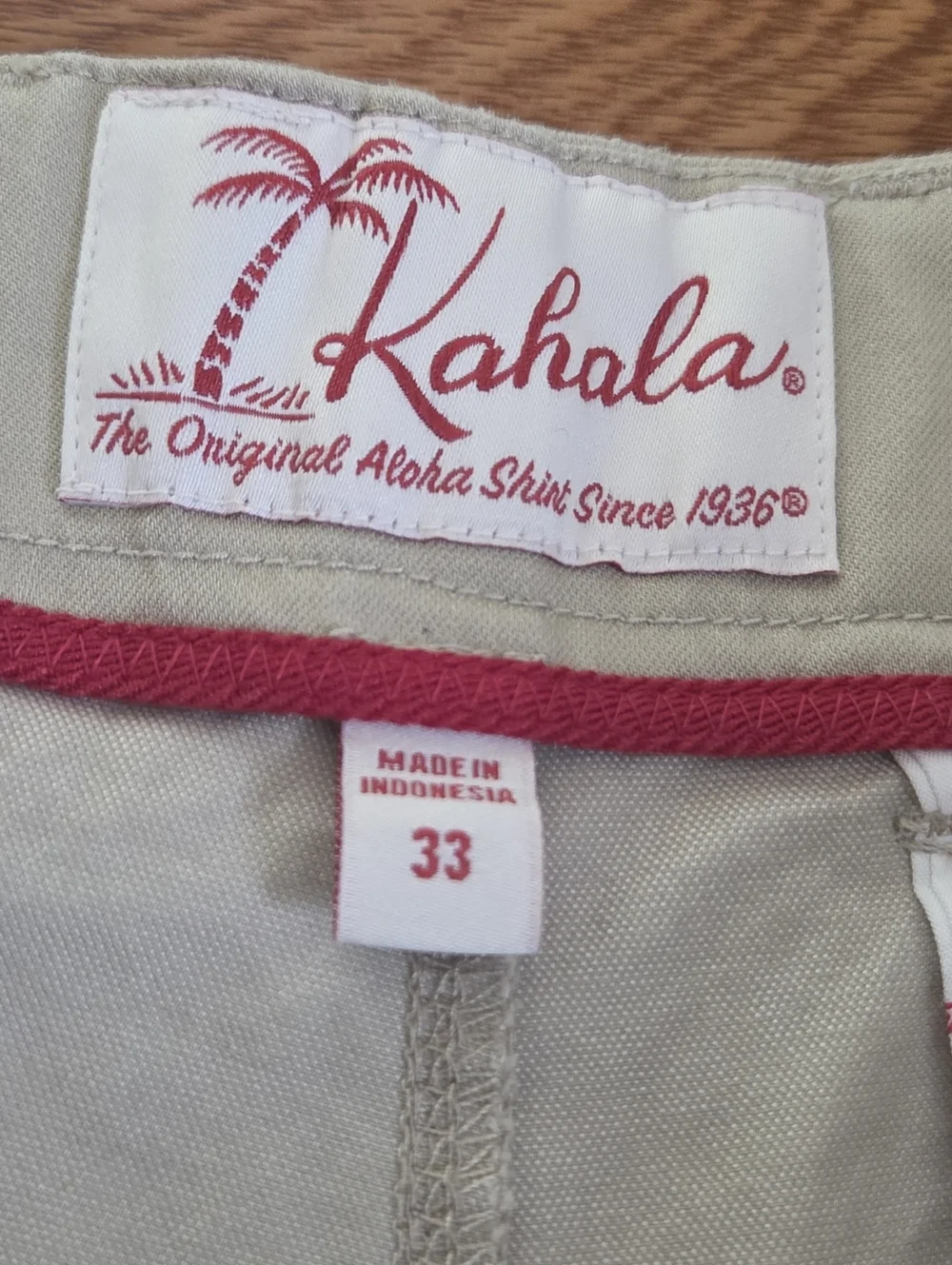 Kahala Men's Hawaiian Shorts Size 33 Beige Hiking Chino Pleated Beach 8in Inseam